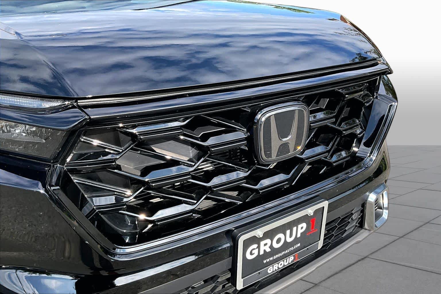Used 2025 Honda CR-V Sport Touring image 30