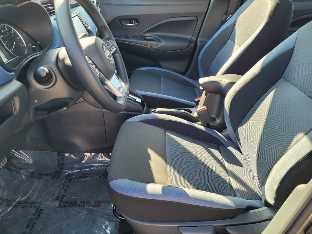 New 2025 Nissan Versa SV w/ Trunk Package FWD image 8