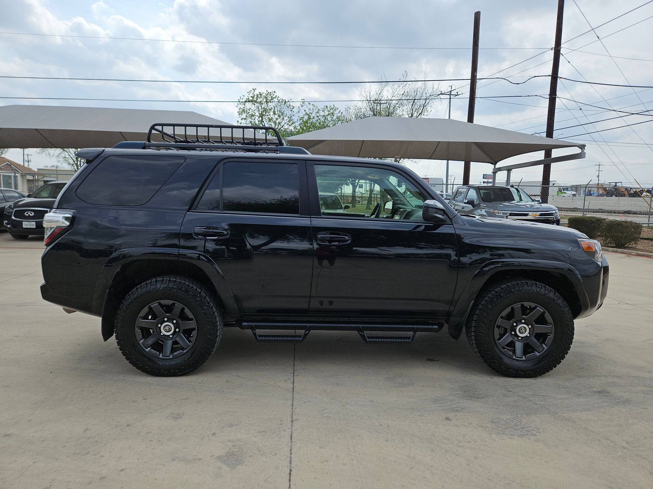 Used 2021 Toyota 4Runner Trail Special Edition AWD/4WD image 2