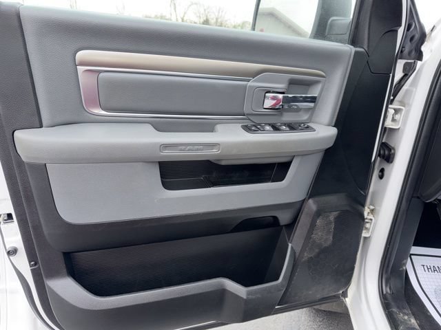 Used 2019 RAM 1500 Classic Warlock AWD/4WD image 10
