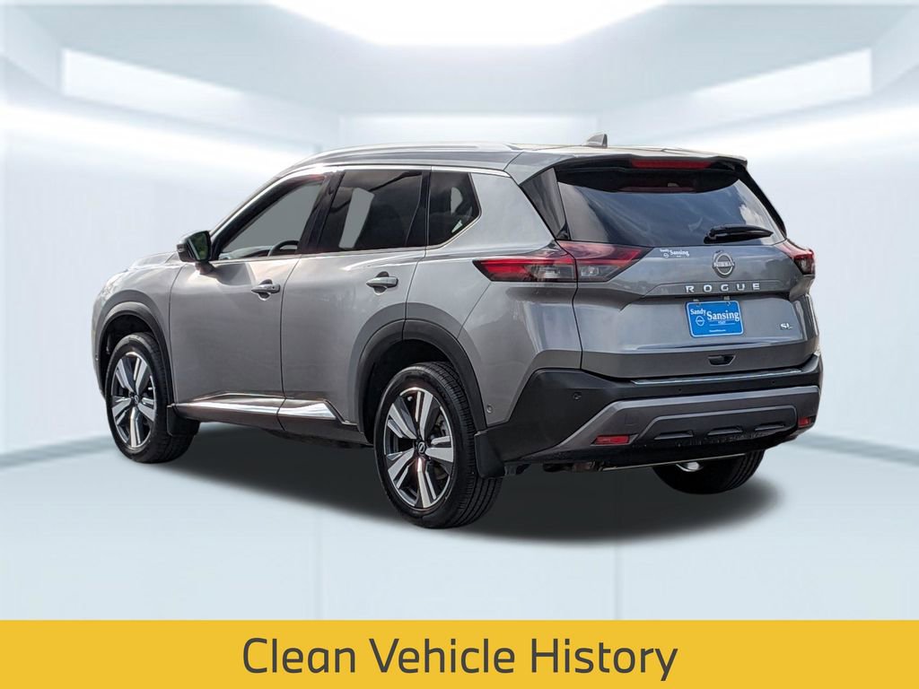 Used 2023 Nissan Rogue SL w/ SL Premium Package image 5