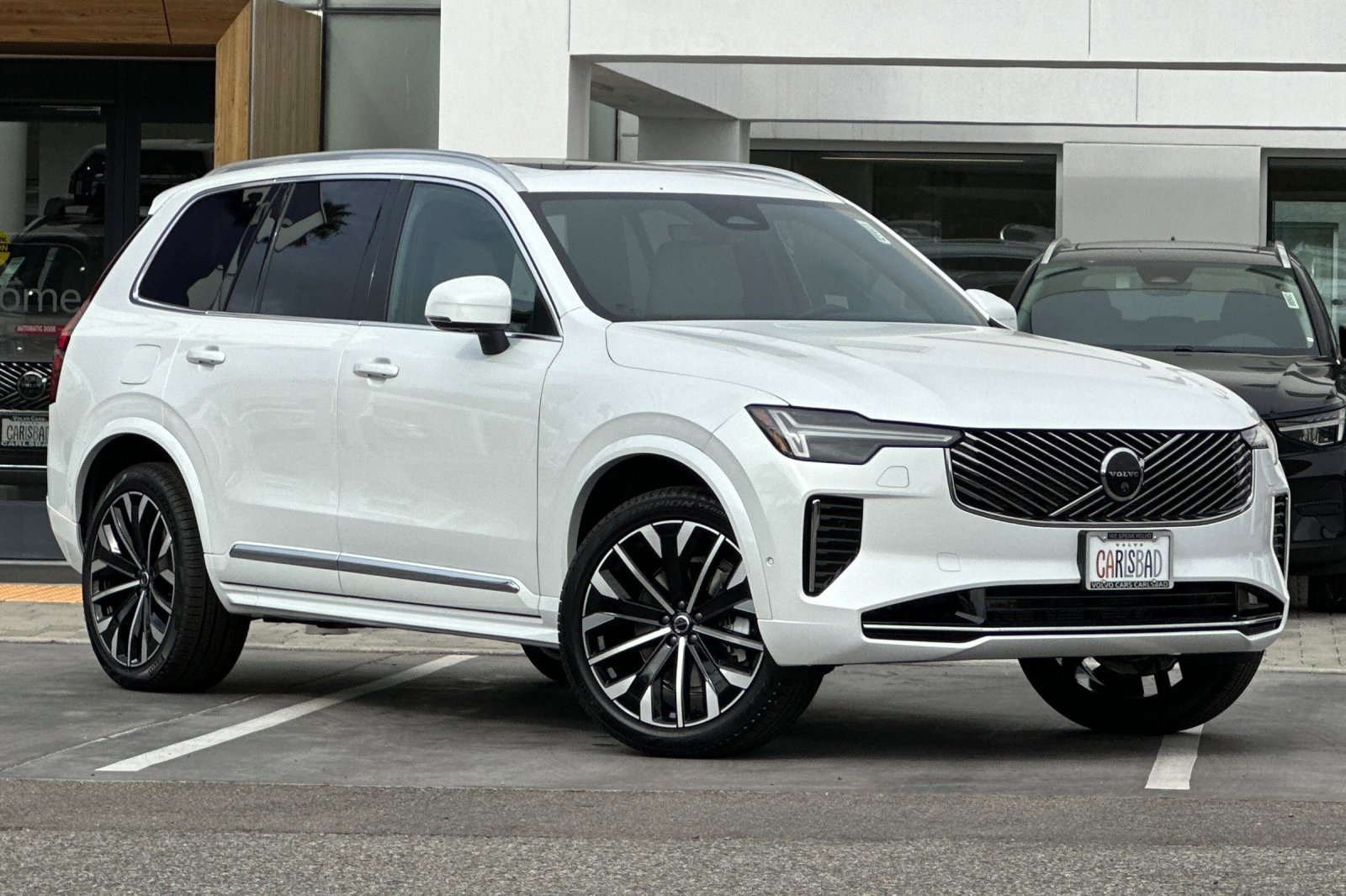 New 2026 Volvo XC90 B6 Plus image 2