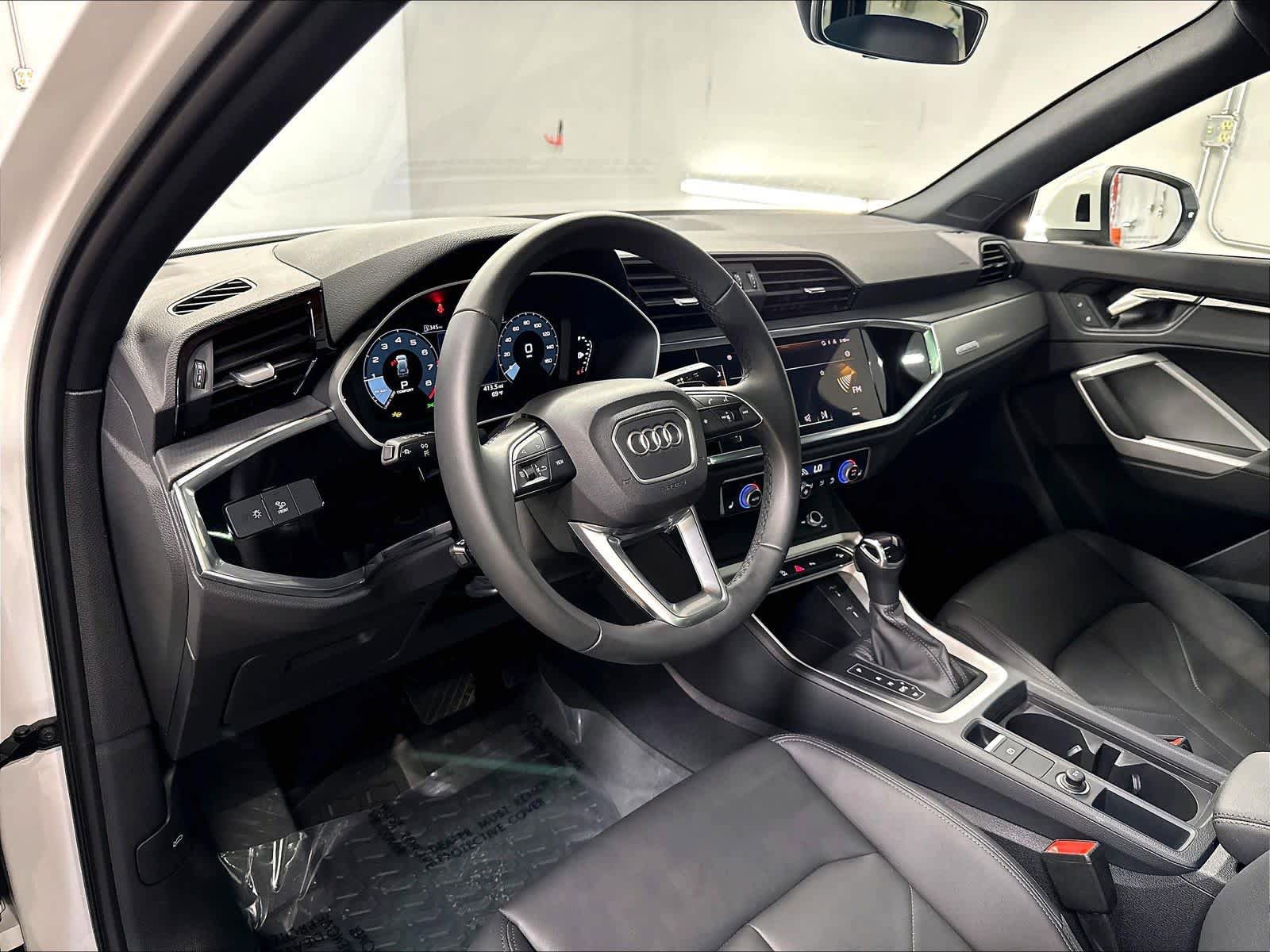 Used 2025 Audi Q3 2.0T Premium AWD/4WD image 15