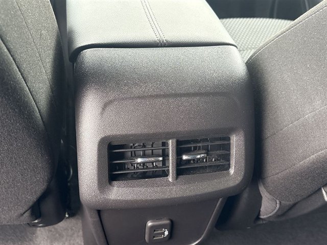 Certified 2024 GMC Terrain SLE w/ Driver Convenience Package FWD image 20