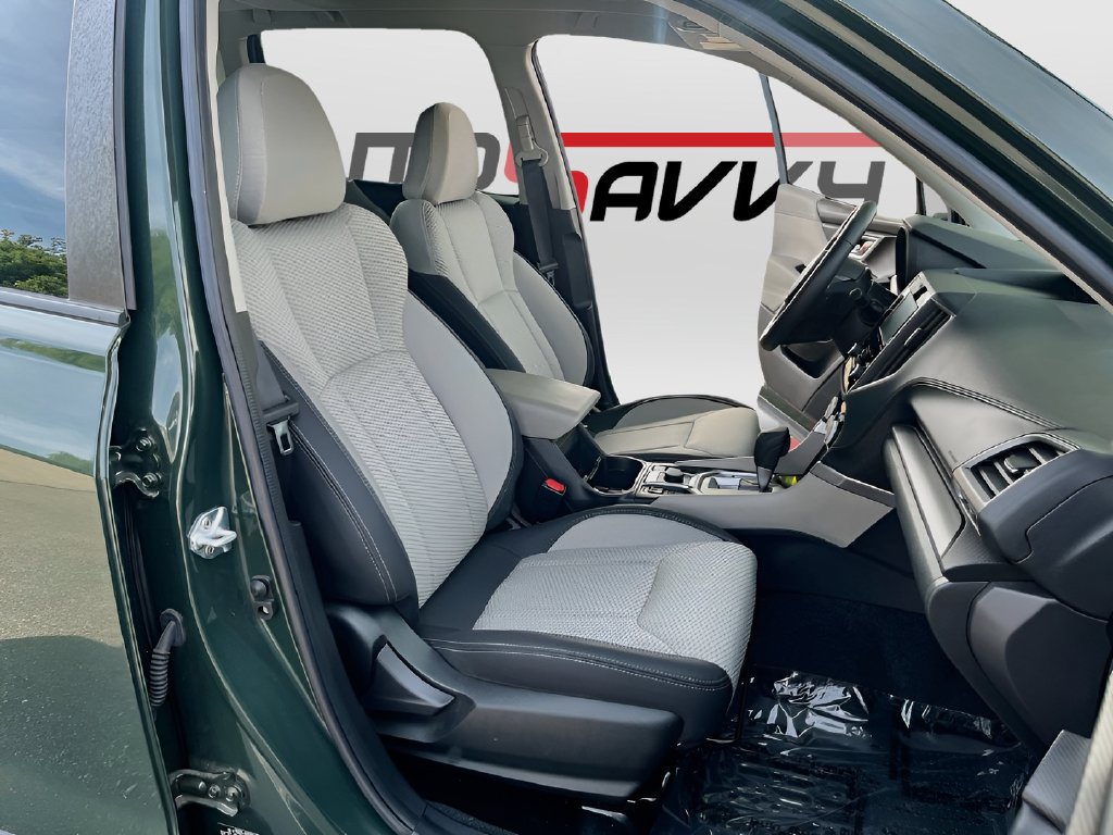Used 2023 Subaru Forester Premium AWD/4WD image 28