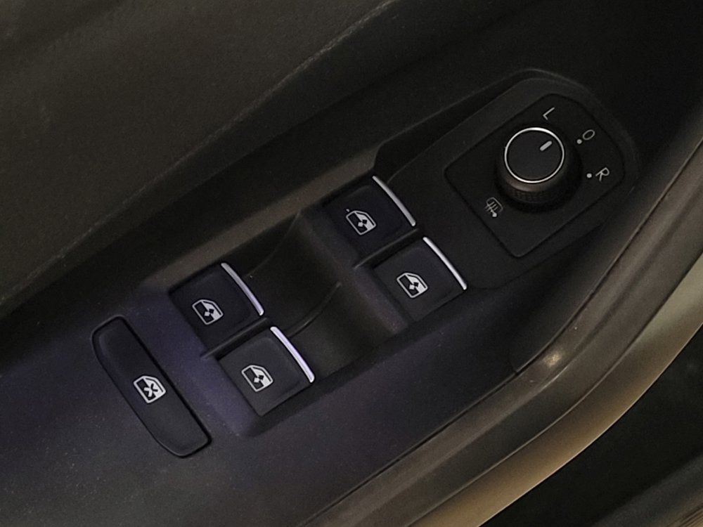 Used 2021 Volkswagen Jetta SEL FWD image 27