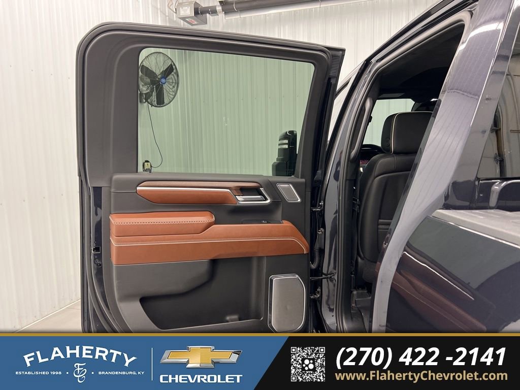 Used 2024 GMC Sierra 2500 Denali Ultimate image 10