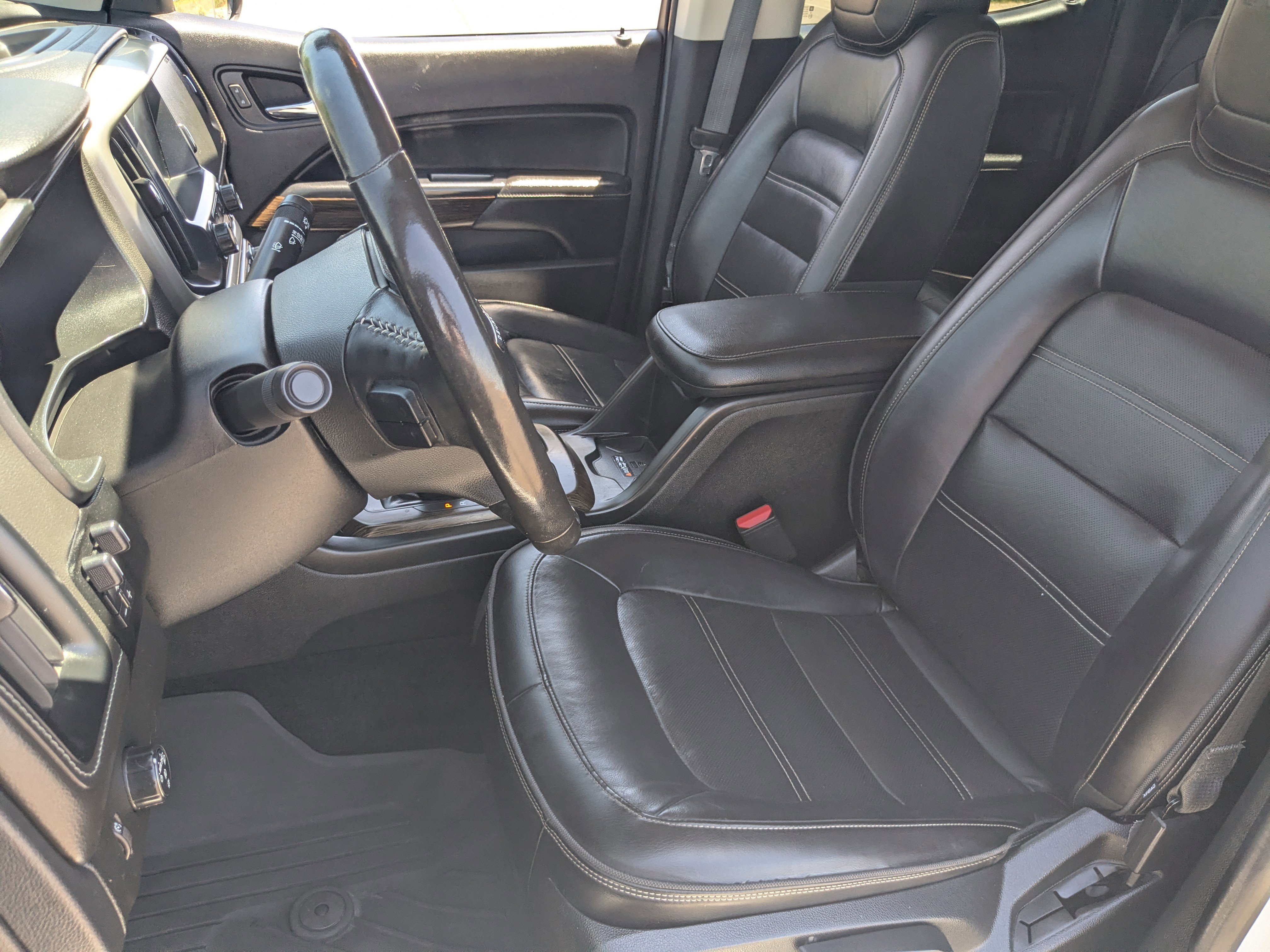 Used 2018 GMC Canyon Denali RWD image 18