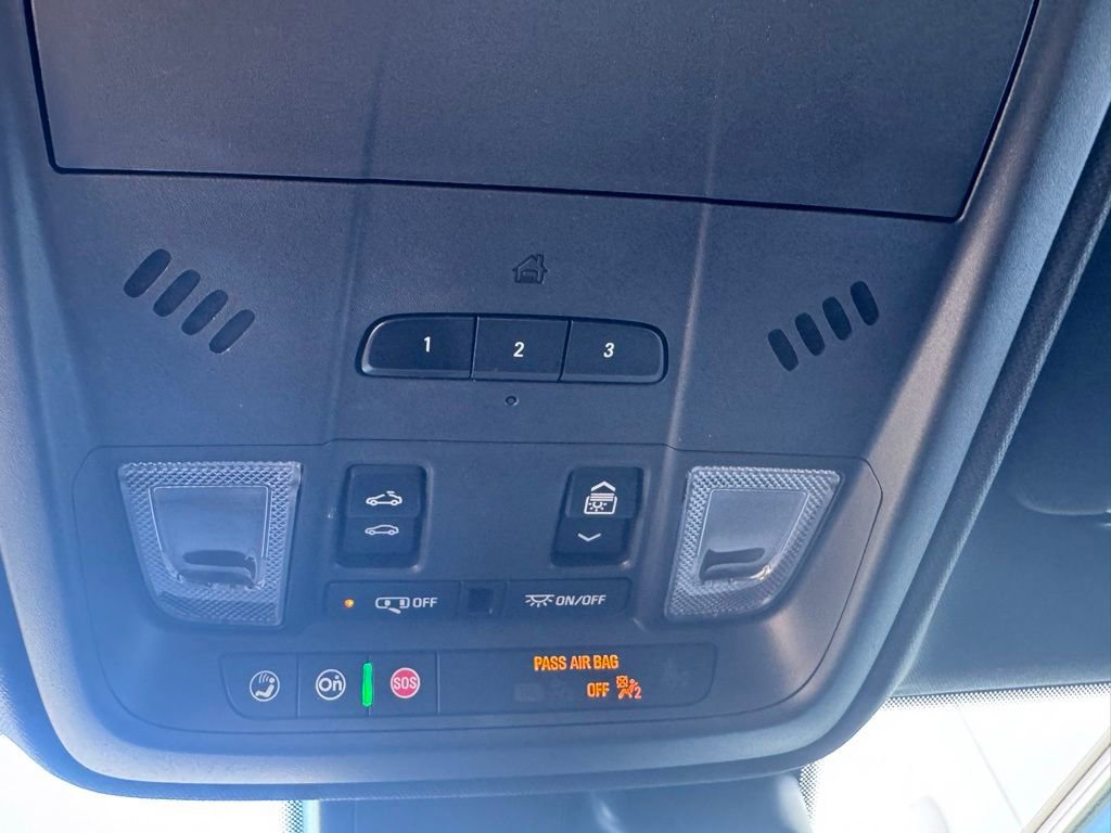 Used 2022 Cadillac XT4 Sport w/ Technology Package image 32