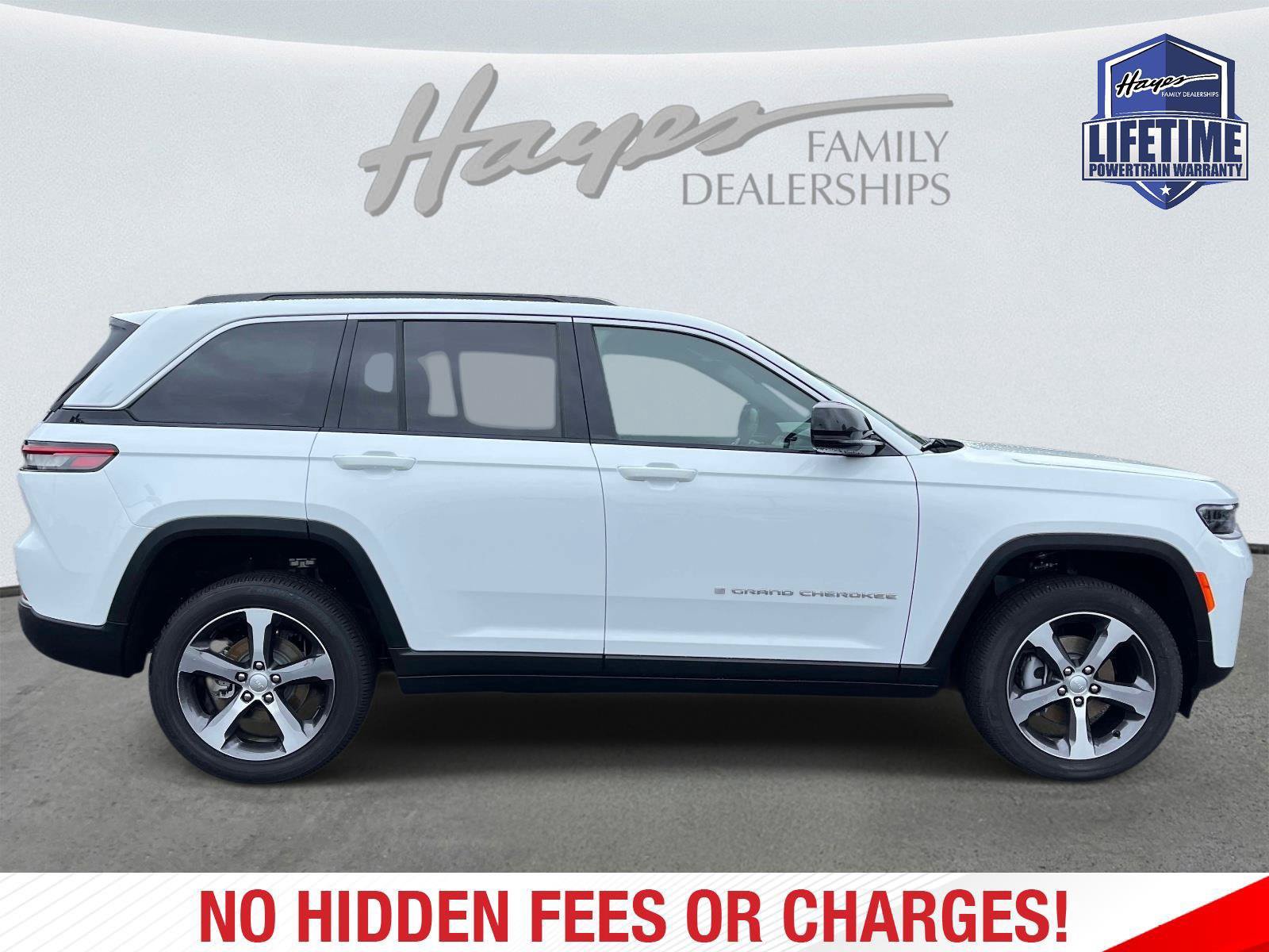 New 2026 Jeep Grand Cherokee Limited RWD image 2