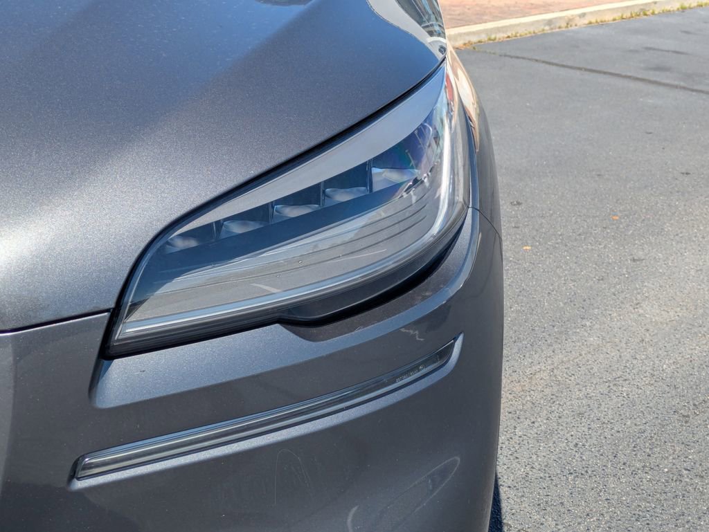 Used 2023 Lincoln Aviator Reserve image 11