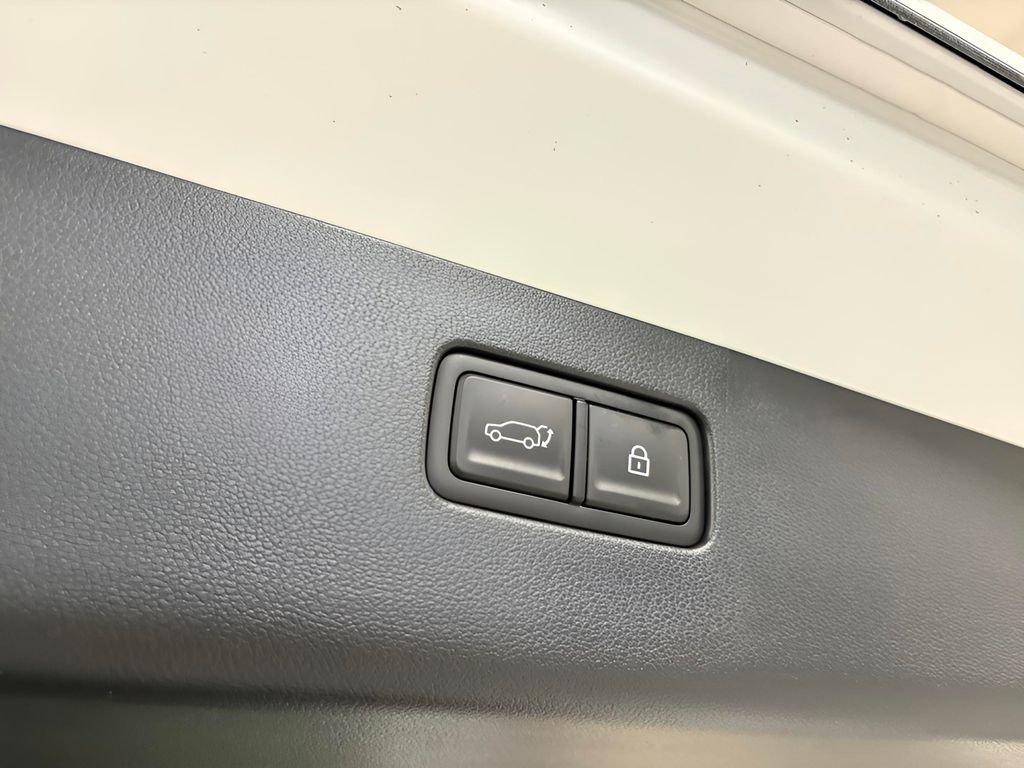 New 2026 Hyundai Ioniq 9 SEL image 25