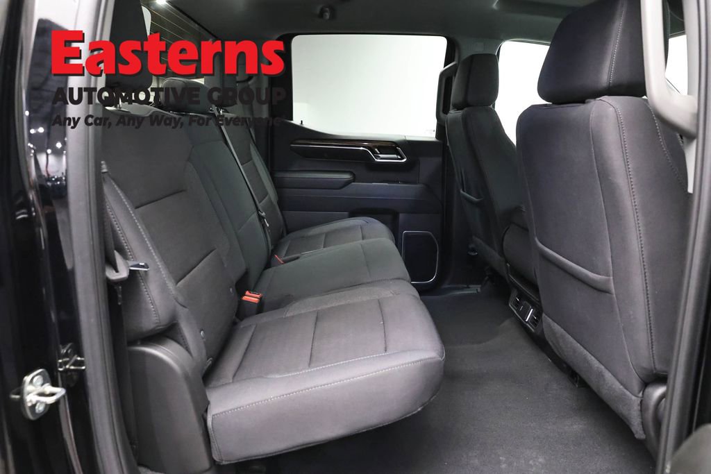 Used 2024 Chevrolet Silverado 1500 LT AWD/4WD image 25