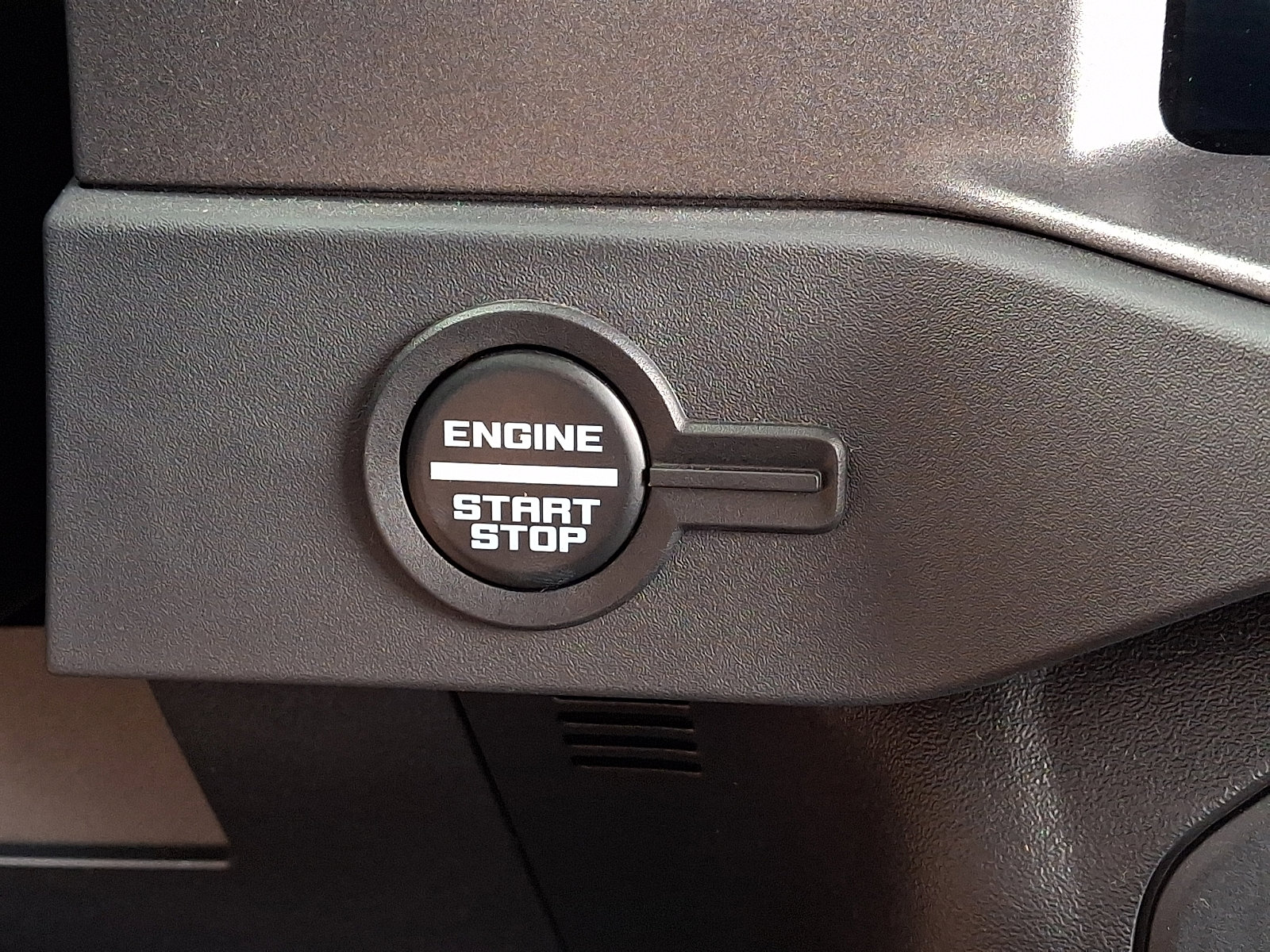 Certified 2025 Ford Bronco Badlands AWD/4WD image 31