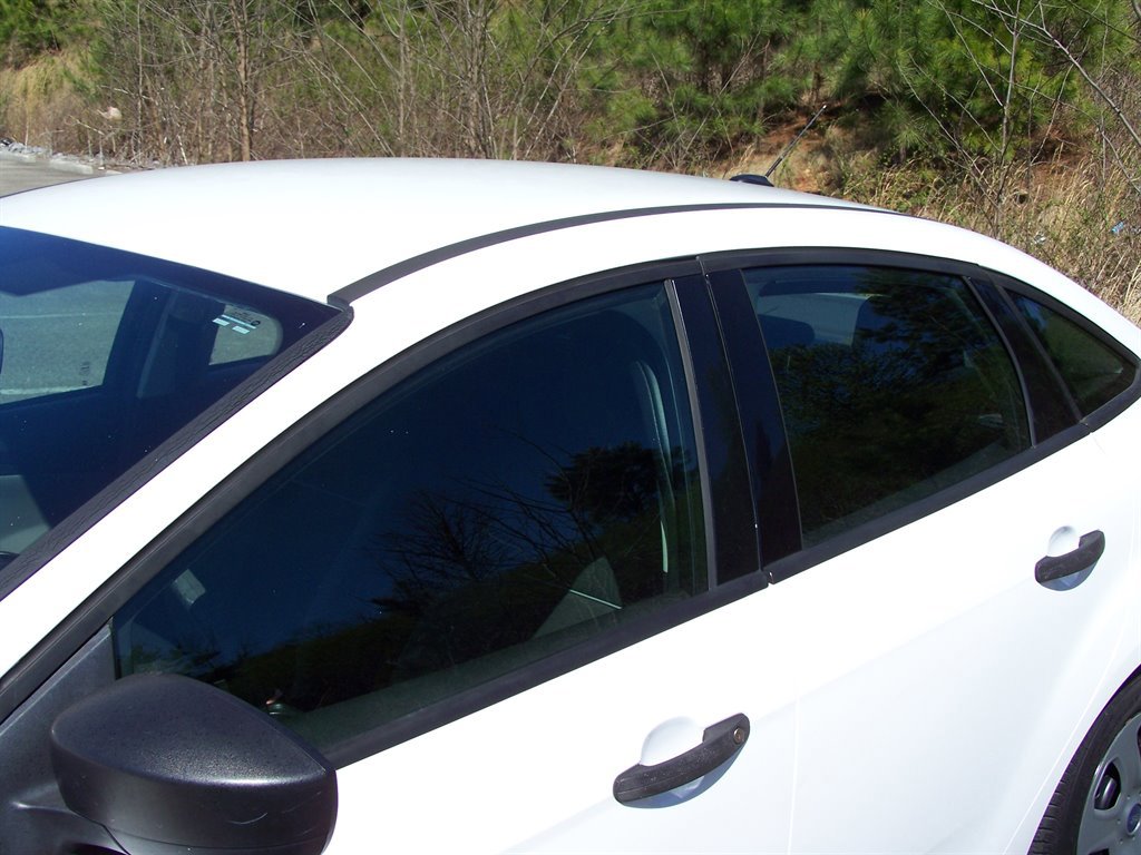 Used 2013 Ford Focus S image 17