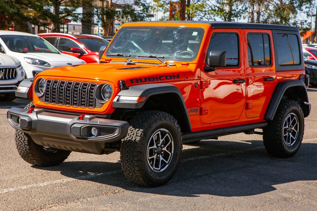 Used 2025 Jeep Wrangler Rubicon w/ Convenience Group image 9
