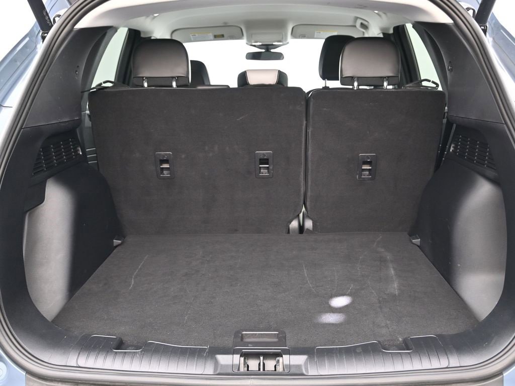 Certified 2025 Ford Escape SE w/ Class II Trailer Tow Package image 23