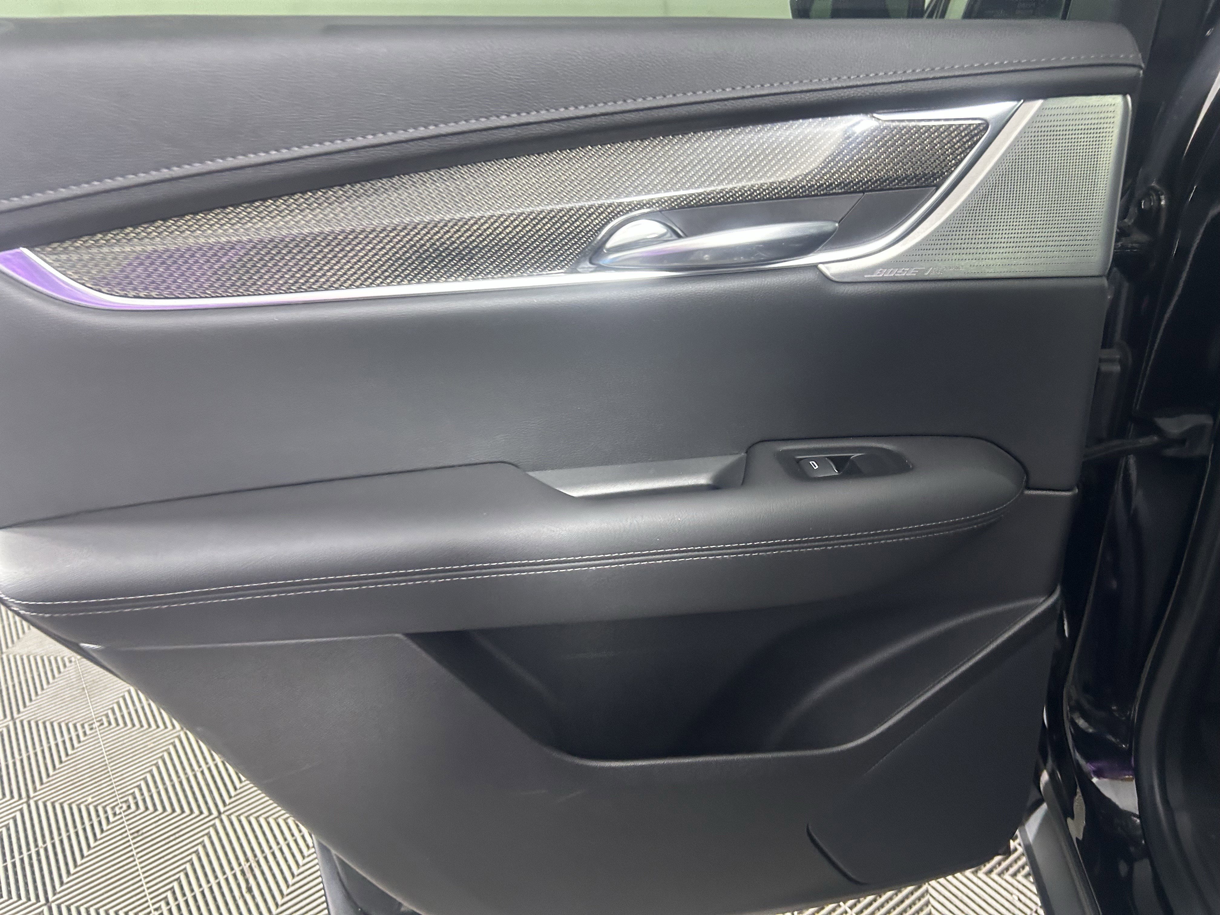 Used 2022 Cadillac XT5 Sportv w/ Technology Package image 34