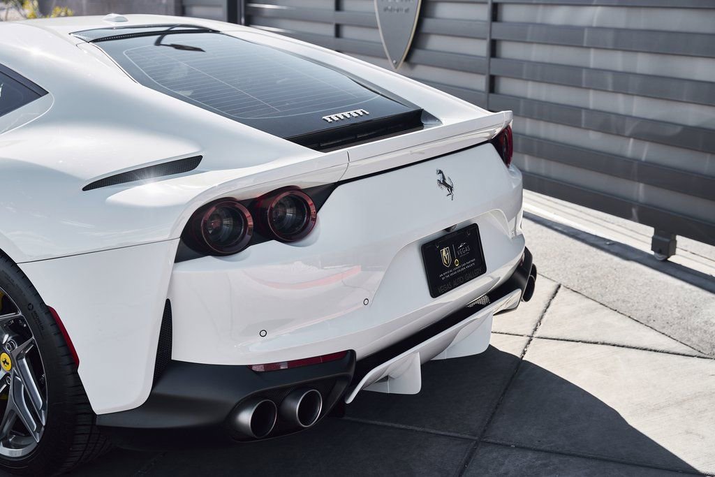 Used 2019 Ferrari 812 Superfast image 10