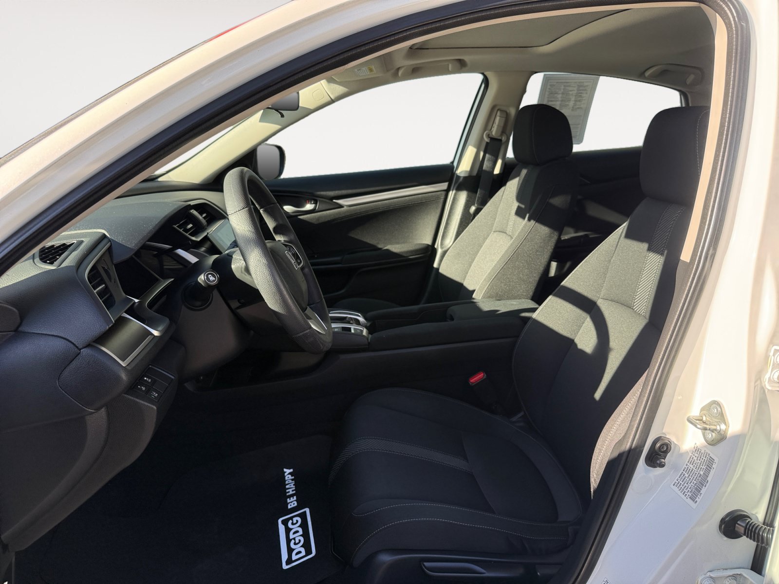 Used 2018 Honda Civic EX image 10