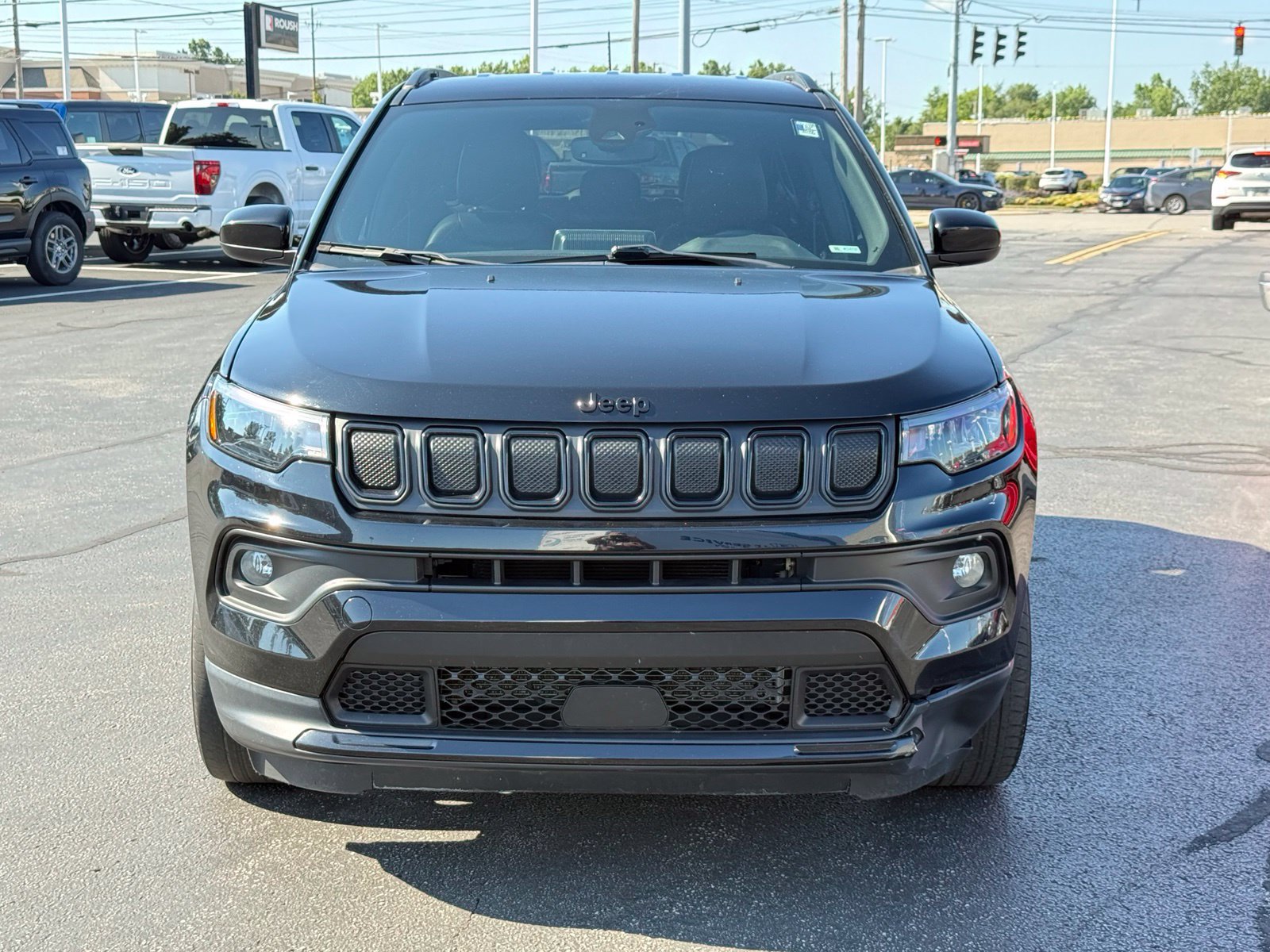 Used 2022 Jeep Compass Latitude w/ Convenience Group AWD/4WD image 9