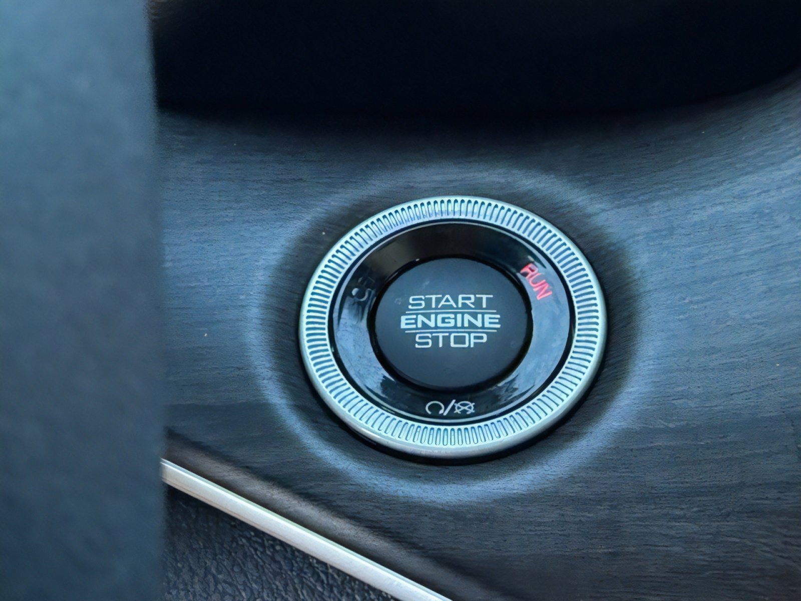 Used 2024 Jeep Grand Cherokee L Limited w/ Trailer Tow Package image 21