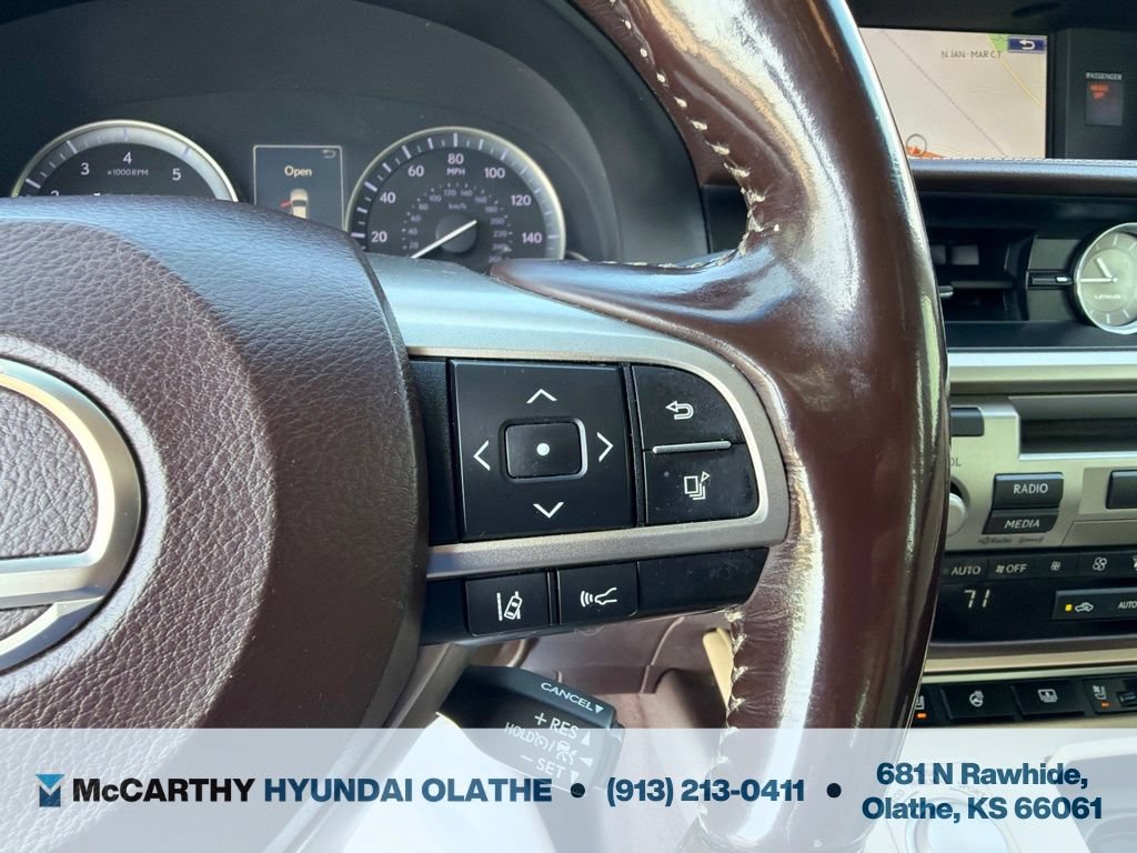 Used 2016 Lexus ES 350 w/ Luxury Package w/Wood Trim FWD image 24