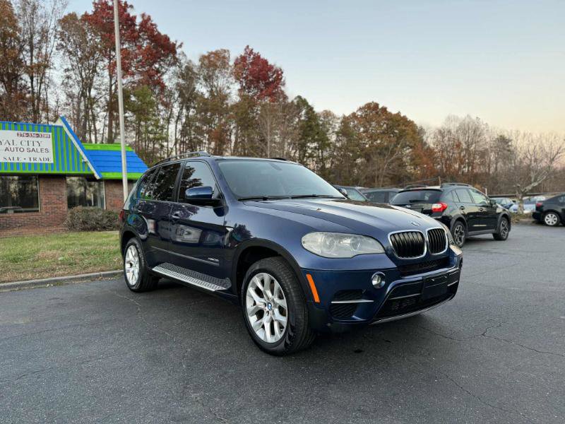 Used 2012 BMW X5 xDrive35i image 3