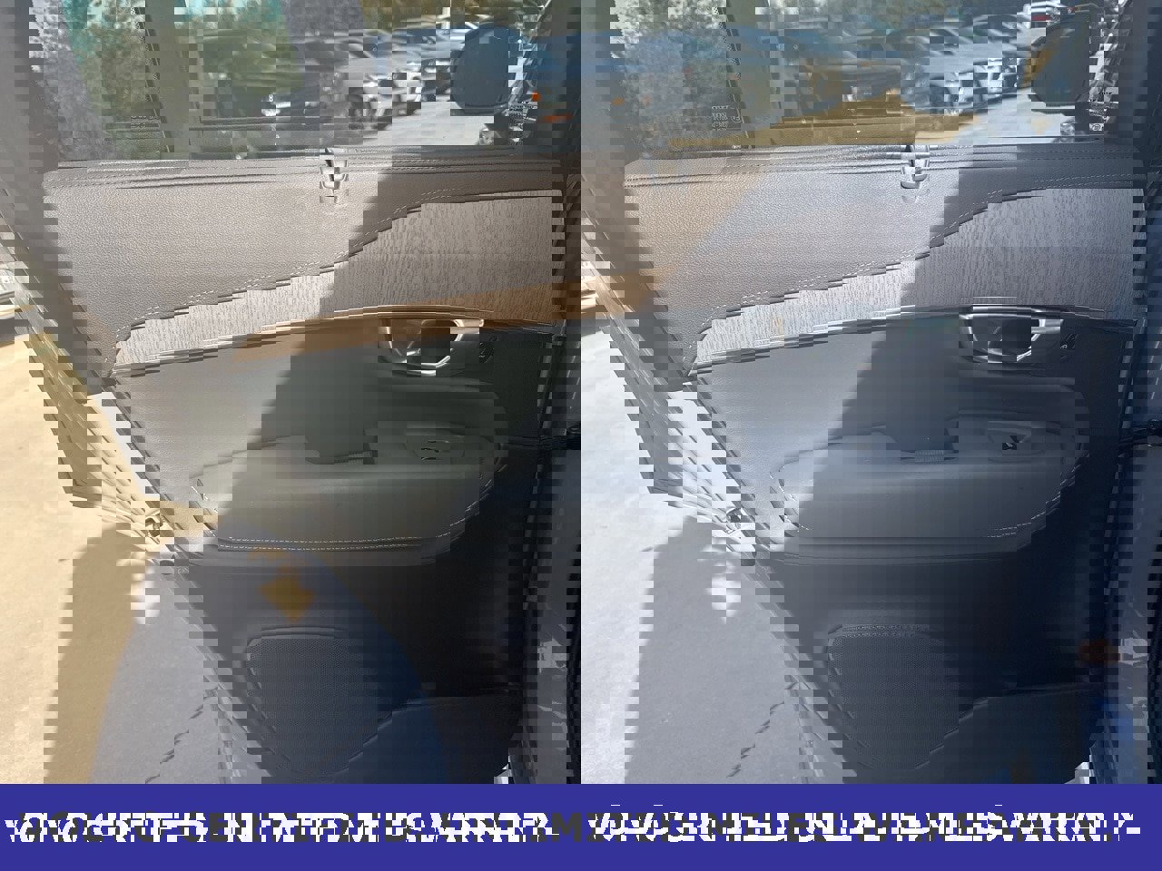 Certified 2024 Volvo XC90 B6 Ultimate image 18