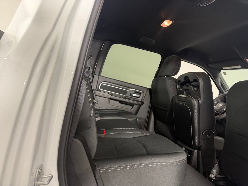 Used 2025 RAM 2500 Big Horn AWD/4WD image 27