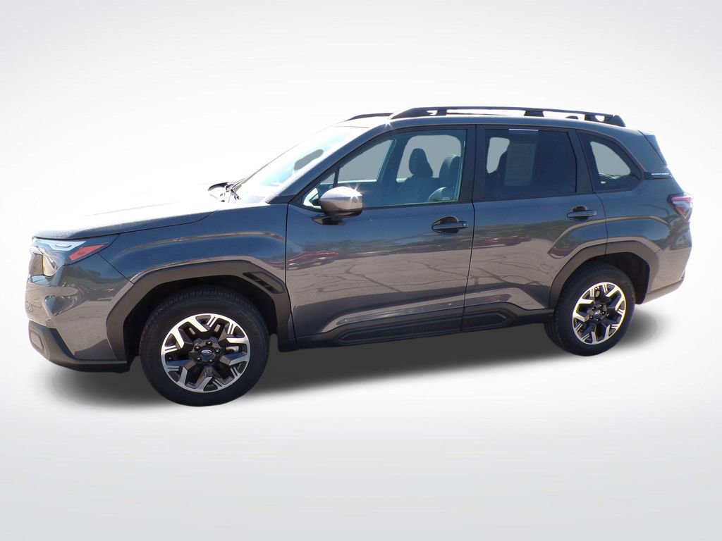 Used 2026 Subaru Forester Premium AWD/4WD image 3