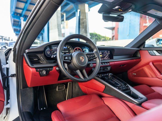 Used 2022 Porsche 911 Carrera S image 39