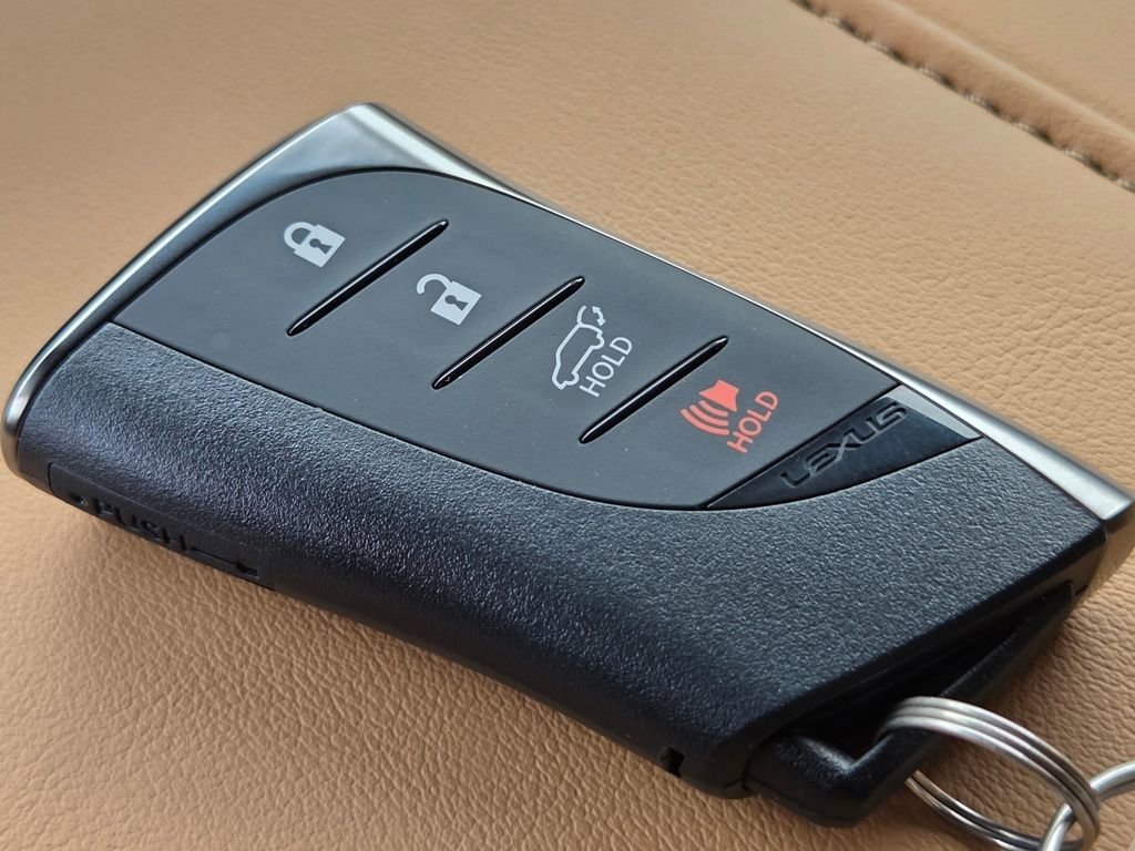 New 2026 Lexus LX 600 4WD w/ Premium Package image 42