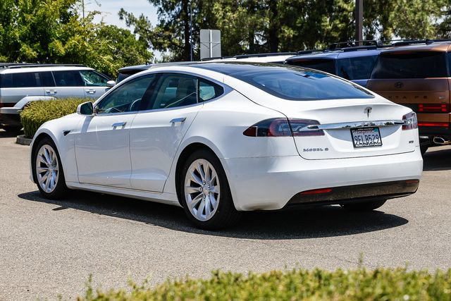 Used 2017 Tesla Model S 90D AWD/4WD image 2