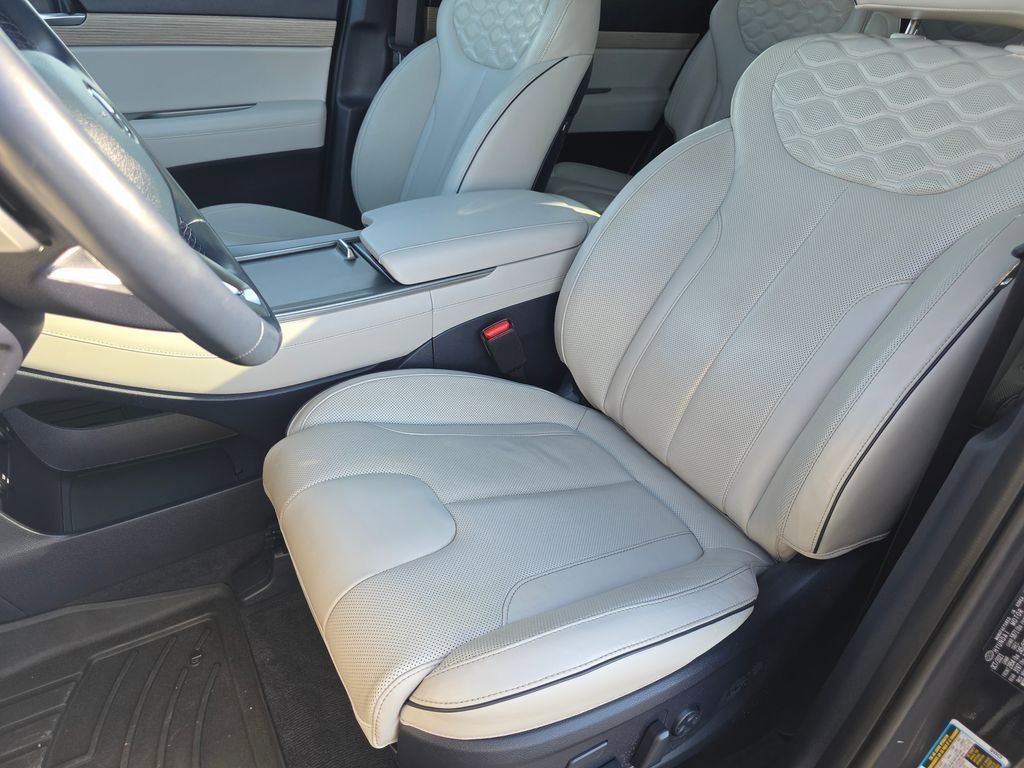 Used 2022 Hyundai Palisade Limited image 20