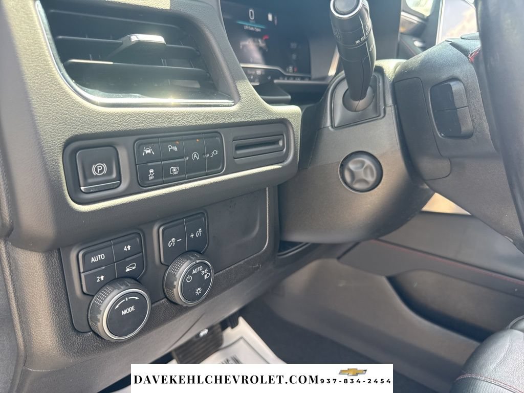 Certified 2022 Chevrolet Suburban RST w/ Luxury Package AWD/4WD image 23