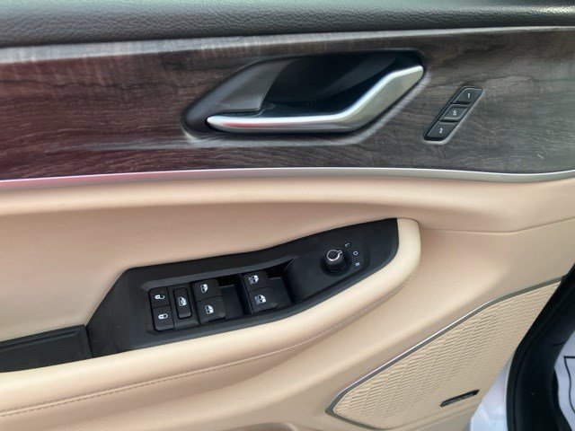 Certified 2022 Jeep Grand Cherokee Limited image 10