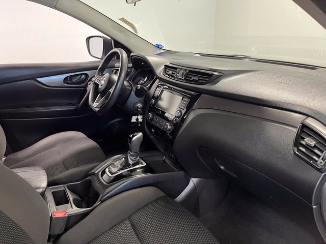 Used 2021 Nissan Rogue Sport S FWD image 11