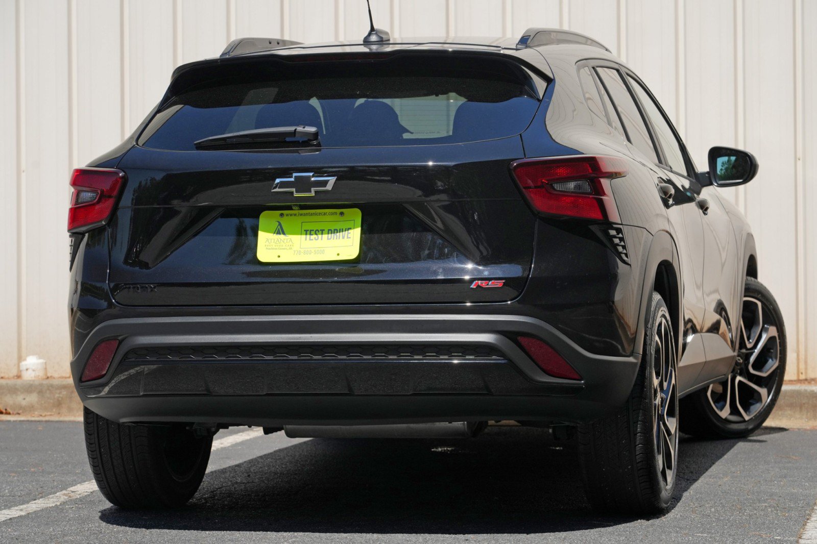 Used 2025 Chevrolet Trax RS FWD image 4