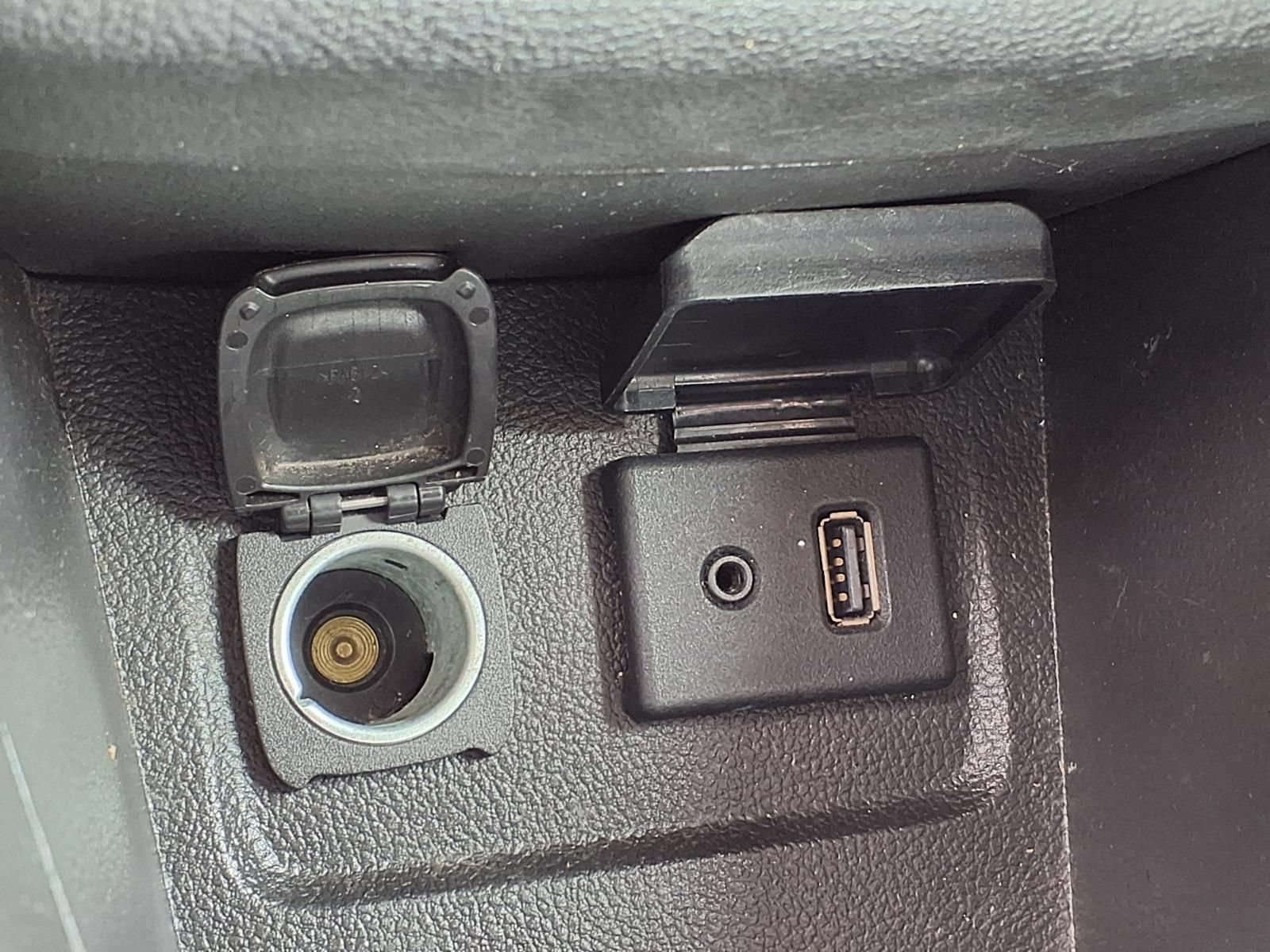 Used 2013 Buick Encore Convenience FWD image 24