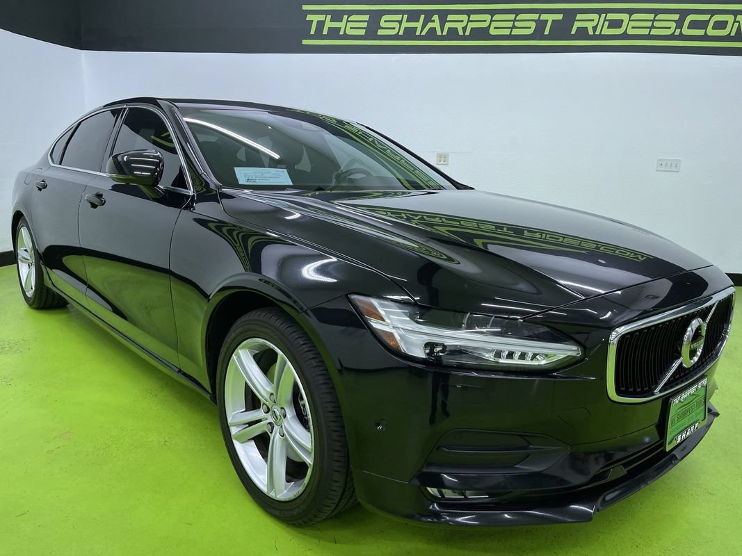 Used 2018 Volvo S90 T5 Momentum w/ Convenience Package FWD image 2