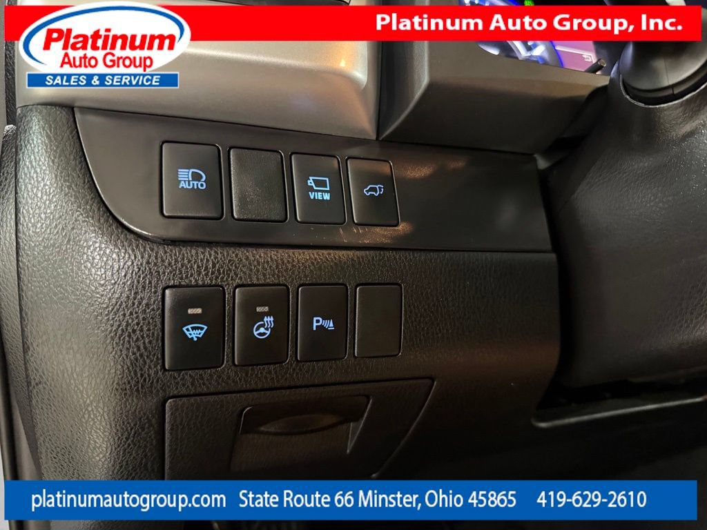Used 2019 Toyota Highlander Limited Platinum AWD/4WD image 23