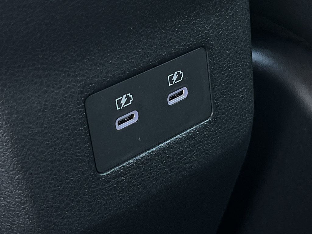 New 2026 Nissan Kicks SR w/ Cold Weather Package image 13