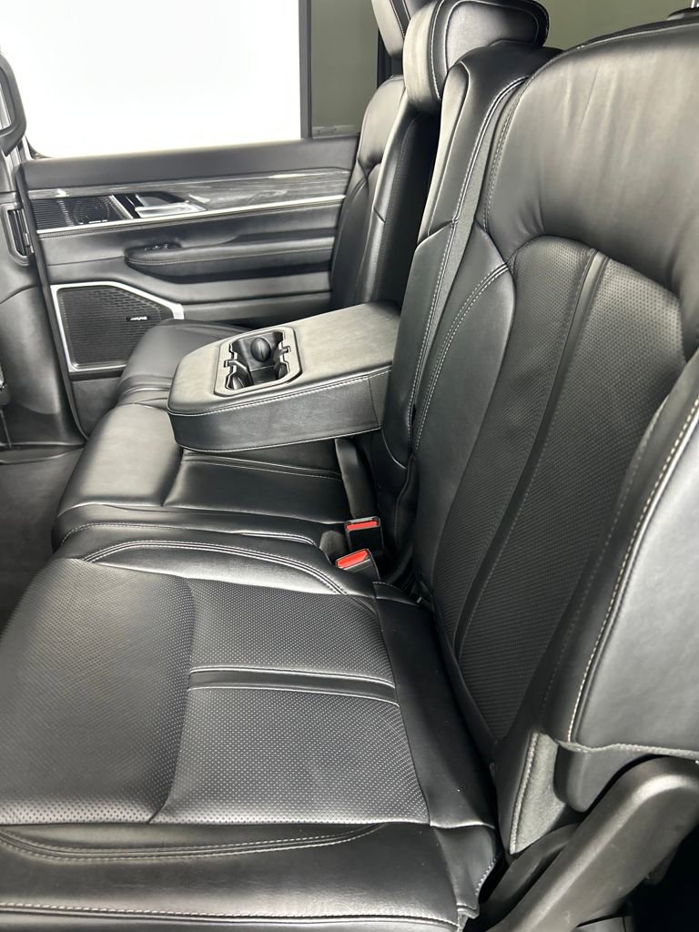 Used 2022 Jeep Wagoneer Series II w/ Premium Group I image 18