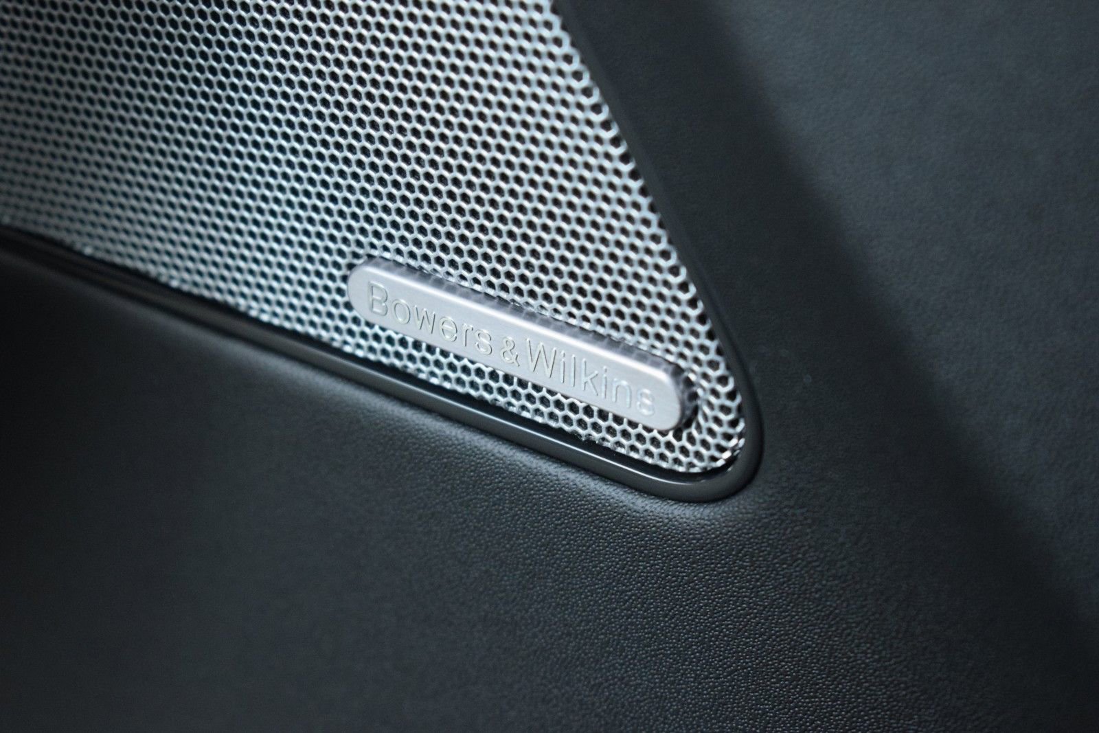 Used 2022 Maserati Levante Modena image 39