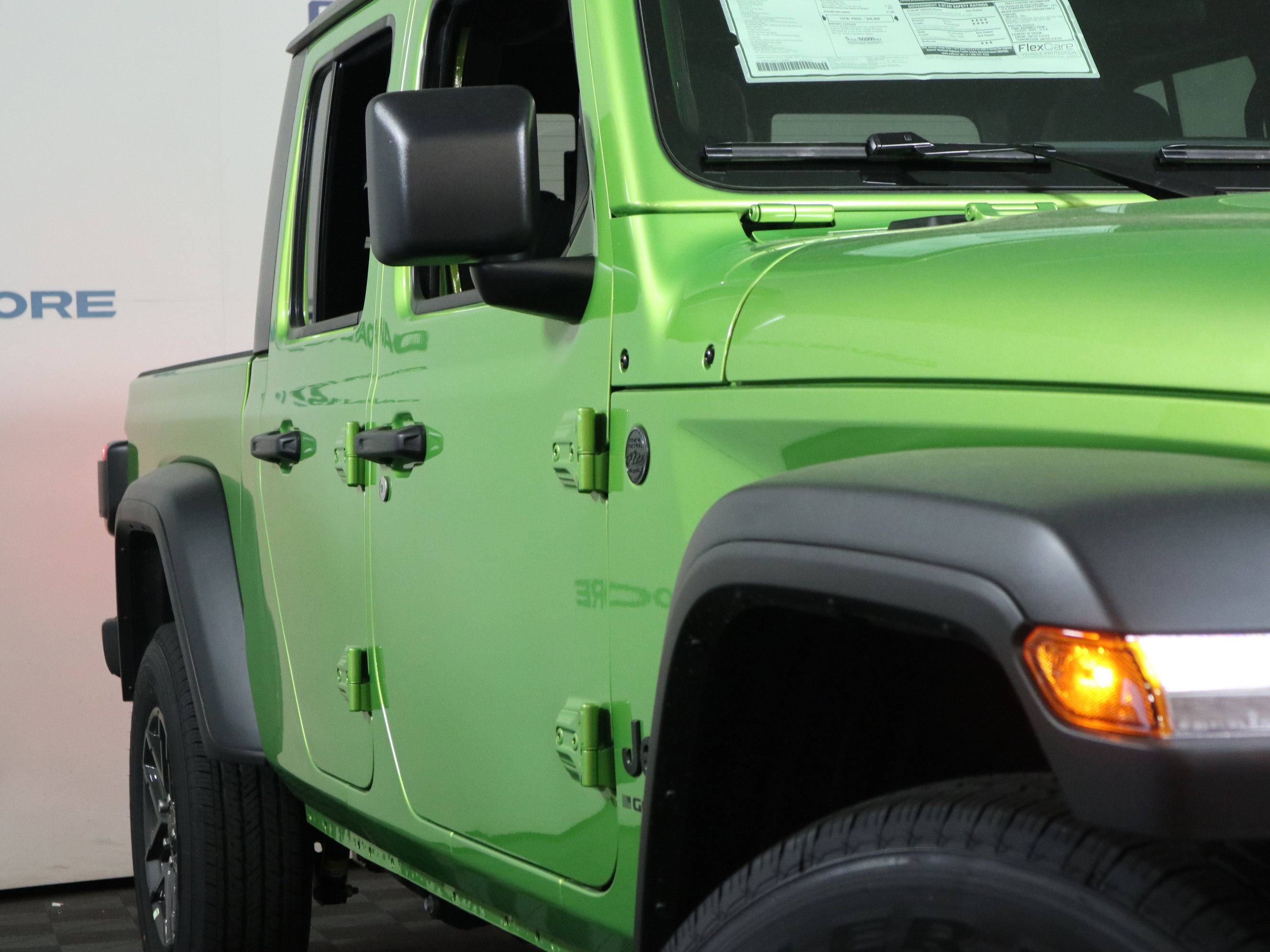 New 2026 Jeep Gladiator Sport AWD/4WD image 3