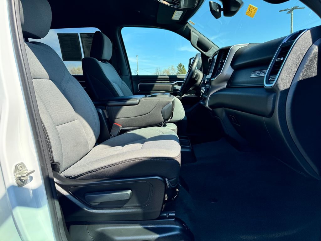 Used 2024 RAM 1500 Big Horn AWD/4WD image 12