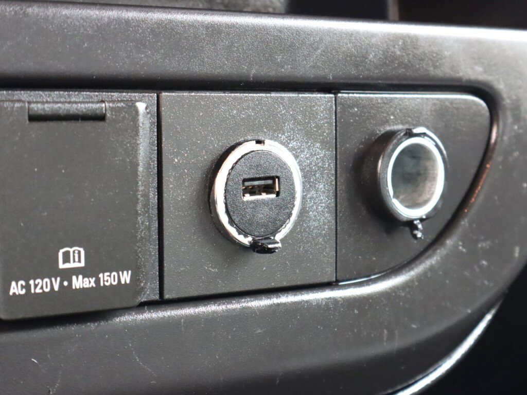 Used 2019 GMC Savana 3500 Extended w/ Driver Convenience Package image 22