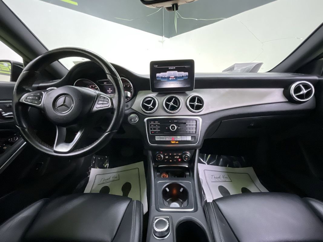 Used 2018 Mercedes-Benz CLA 250 image 17