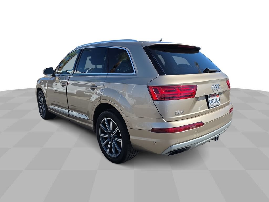 Used 2019 Audi Q7 3.0T Premium Plus w/ Premium Plus Package AWD/4WD image 6